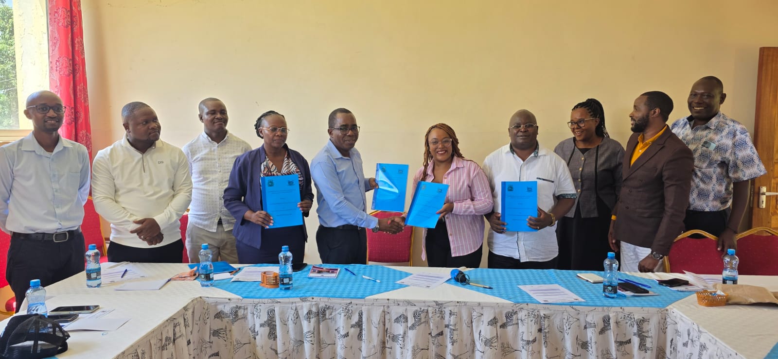 Official signing of a Framework for Collaboration on Gemology